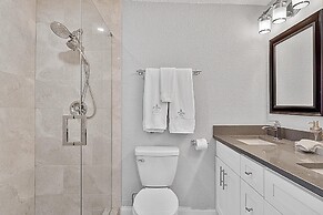 The Perfect Get Away - Walk to Wilton Drive