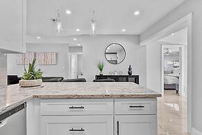 The Perfect Get Away - Walk to Wilton Drive