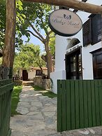 ŞİRİNCE BAHÇE HOTEL