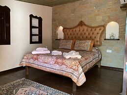 ŞİRİNCE BAHÇE HOTEL