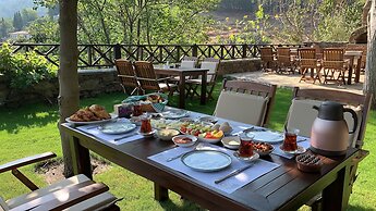 ŞİRİNCE BAHÇE HOTEL