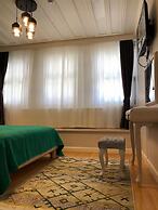 White Island Boutique Hotel