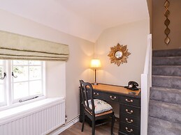 Battel Hall Cottage