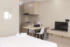 Nice Studio At Gateway Park Lrt City Bekasi Apartment