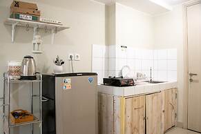 Lavish Studio At Springlake Summarecon Apartment
