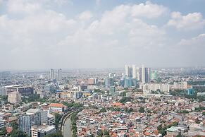 Best Deal And Comfy Studio At Menteng Park Apartment