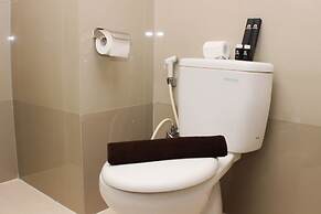 Cozy Studio At Azalea Suites Apartment