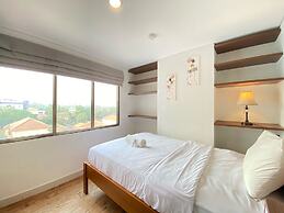 Spacious 2Br Apartment Tamansari Tera Residence