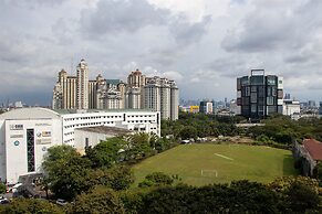 Elegant And Comfy 2Br Apartment At Springhill Terrace Residence