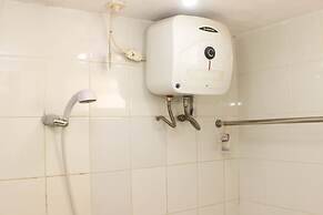 Comfy And Best Location Studio Room At Bassura City Apartment