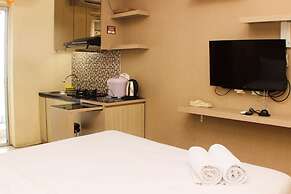 Comfy And Best Location Studio Room At Bassura City Apartment