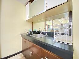 Spacious And Modern 2Br At Braga City Walk Apartment