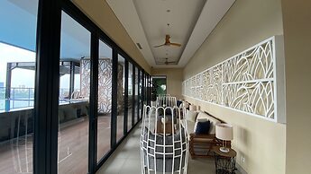 Beautiful And Cozy 2Br Samara Suites Apartment