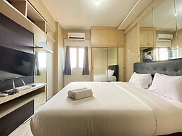 Nice And Comfy Studio At Suites @Metro Apartment
