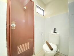 Spacious 3Br At Gateway Ahmad Yani Cicadas Apartment