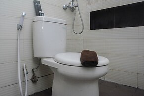 Minimalist And Warm 2Br At Bassura City Apartment