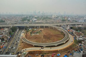 Minimalist And Warm 2Br At Bassura City Apartment