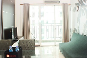 Great Location And Comfy 2Br Apartment At Thamrin Residence