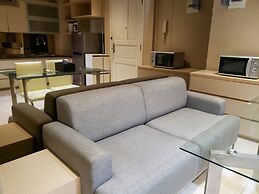 Minimalist And Comfy 1Br At The Boulevard Apartment