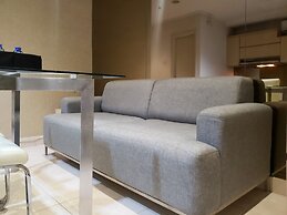 Minimalist And Comfy 1Br At The Boulevard Apartment
