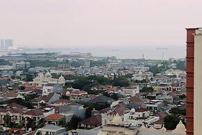 Elegant And Comfy 1Br Apartment At Marina Ancol