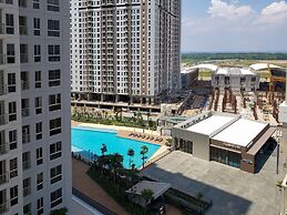 Minimalist And Tidy 2Br Apartment At Tokyo Riverside Pik 2