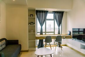 Fancy And Serene 1Br Apartment At M-Town Residence
