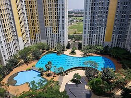 Comfort Living 2Br Apartment At Springlake Summarecon Bekasi