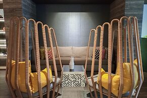 1Br With Cozy Design At Uttara The Icon Apartment