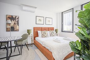 Liiiving in Porto- City Delight Studio I