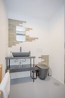 Liiiving in Porto- City Delight Studio I