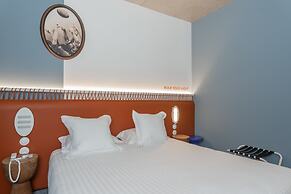The Ruck Hotel