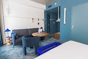 The Ruck Hotel