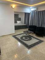 Weena Hotel & Resort