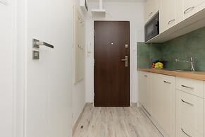 Apartment Warsaw 1 Sierpnia by Renters