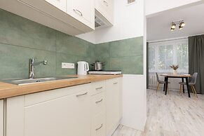 Apartment Warsaw 1 Sierpnia by Renters