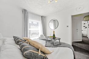 Impeccable Apartment in Bletchley Milton Keynes