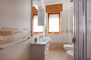 2955 Anna House by Barbarhouse