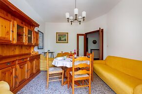 2955 Anna House by Barbarhouse