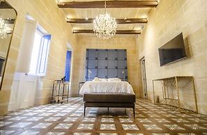 Senglea Suites