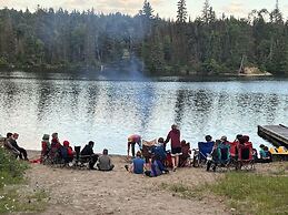 Lake Onaping Lodge