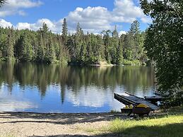 Lake Onaping Lodge