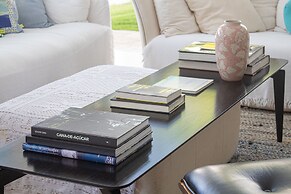 Casa da Árvore - com piscina privativa em Pipa por Carpediem