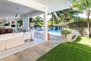 Casa da Árvore - com piscina privativa em Pipa por Carpediem