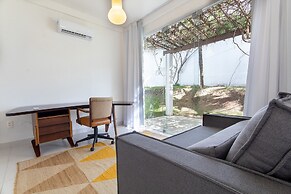 Casa da Árvore - com piscina privativa em Pipa por Carpediem