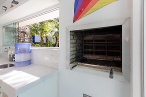 Casa da Árvore - com piscina privativa em Pipa por Carpediem