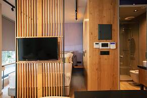 Souda Plaza Collection