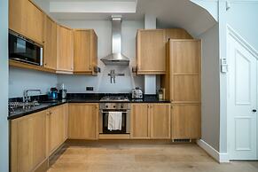 JOIVY Captivating 1-Bed Flat In Fulham