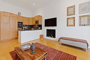 JOIVY Elegant 1-Bed Flat In Bayswater
