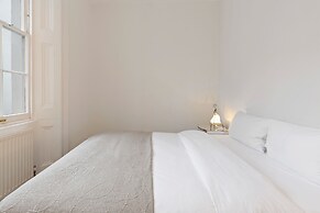 JOIVY Elegant 1-Bed Flat In Bayswater